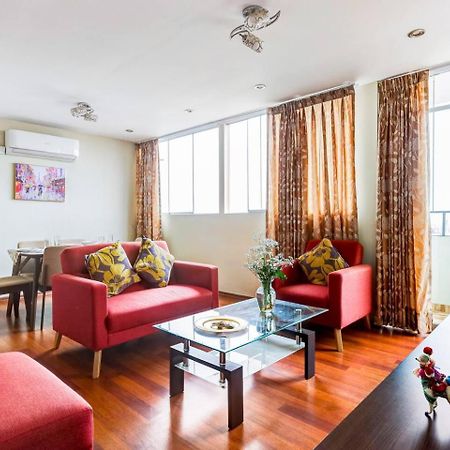 Apartamentos Estela En Alameda Colonial - 5Km Aeropuerto Jorge Chavez ลิมา ภายนอก รูปภาพ