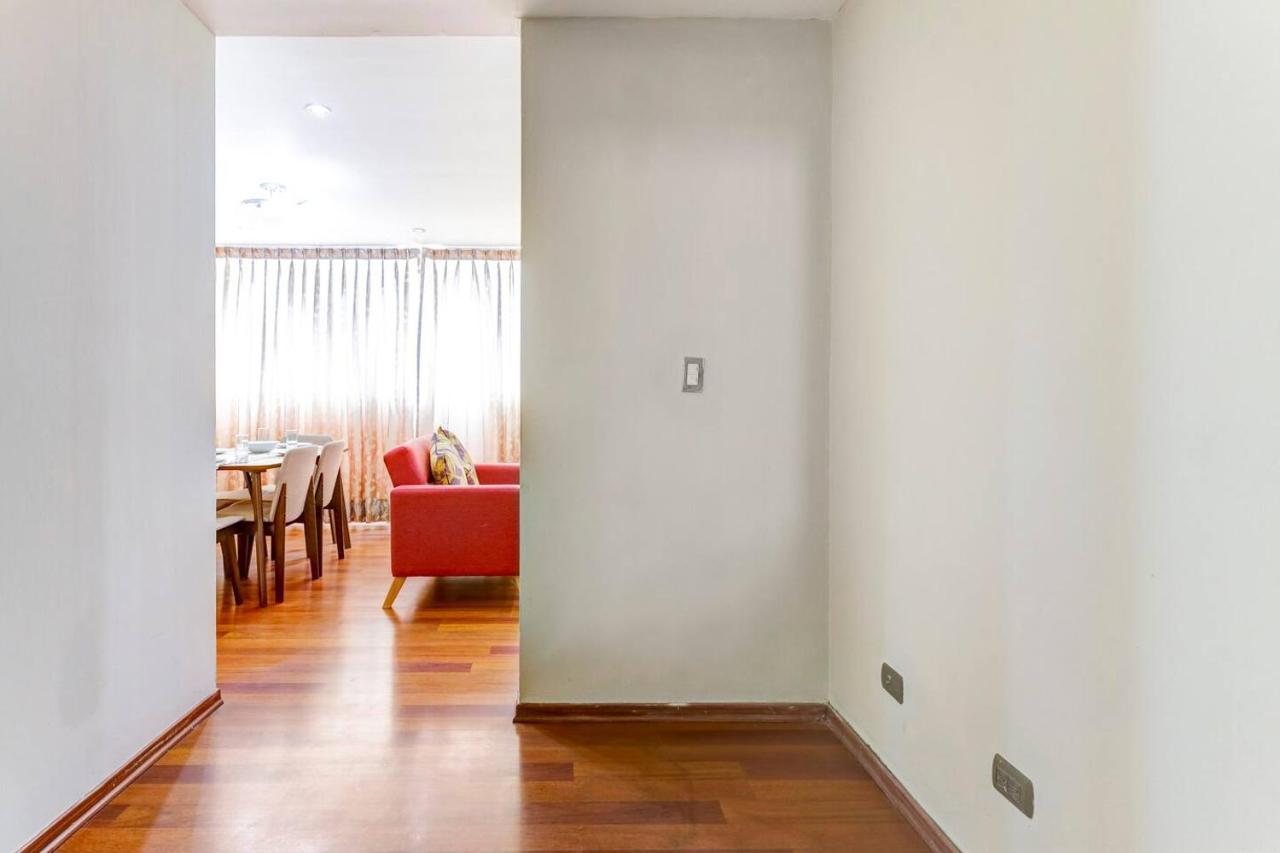 Apartamentos Estela En Alameda Colonial - 5Km Aeropuerto Jorge Chavez ลิมา ภายนอก รูปภาพ