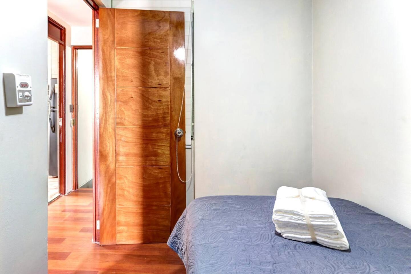 Apartamentos Estela En Alameda Colonial - 5Km Aeropuerto Jorge Chavez ลิมา ภายนอก รูปภาพ