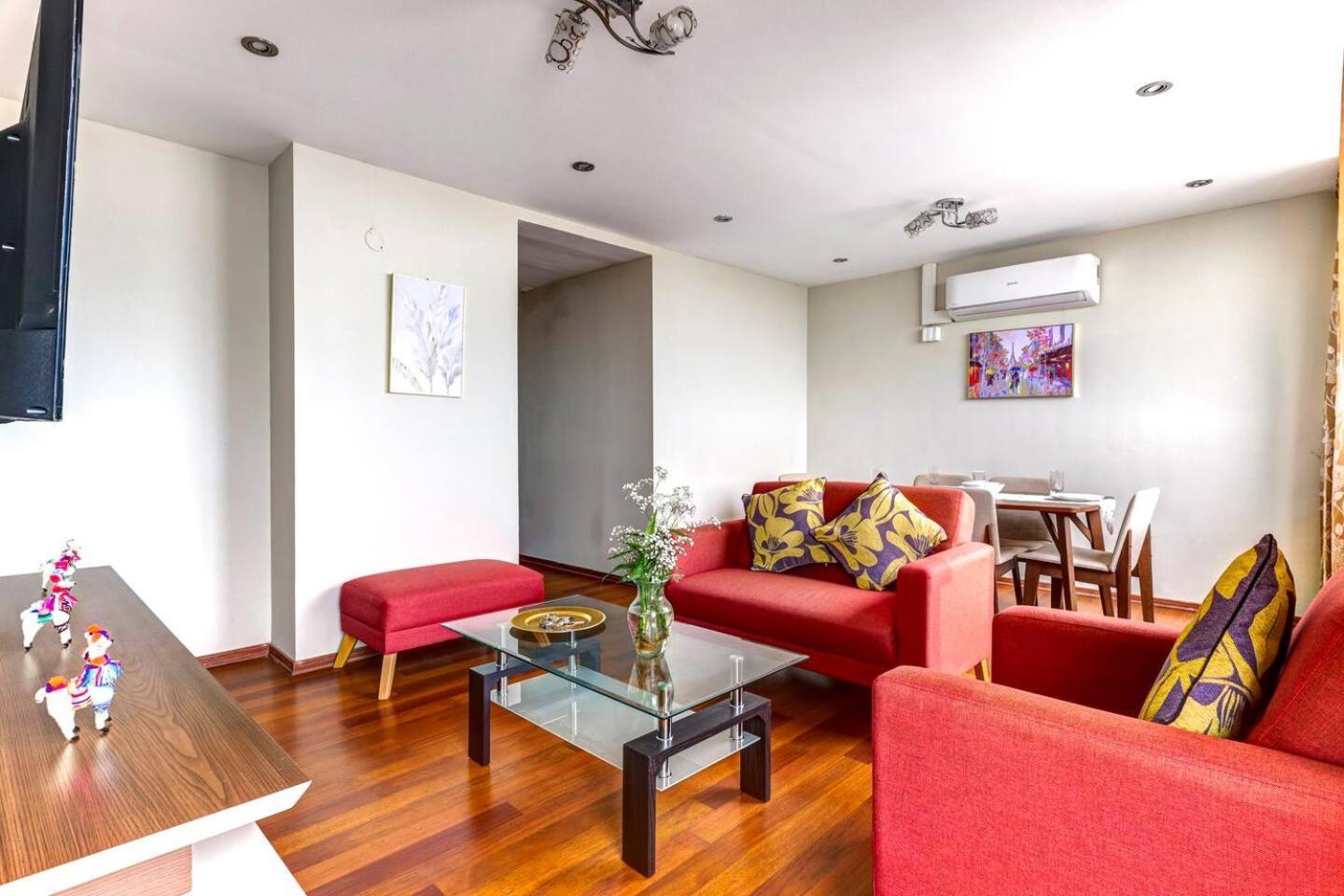 Apartamentos Estela En Alameda Colonial - 5Km Aeropuerto Jorge Chavez ลิมา ภายนอก รูปภาพ